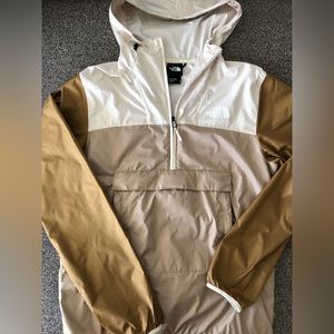 North Face windbreaker anorak. Size S.